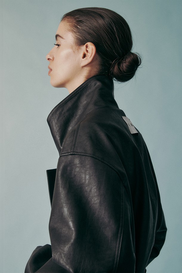 RE RHEE - 자켓 - UNISEX FUNNEL NECK TIE WAIST VEGAN LEATHER JACKET