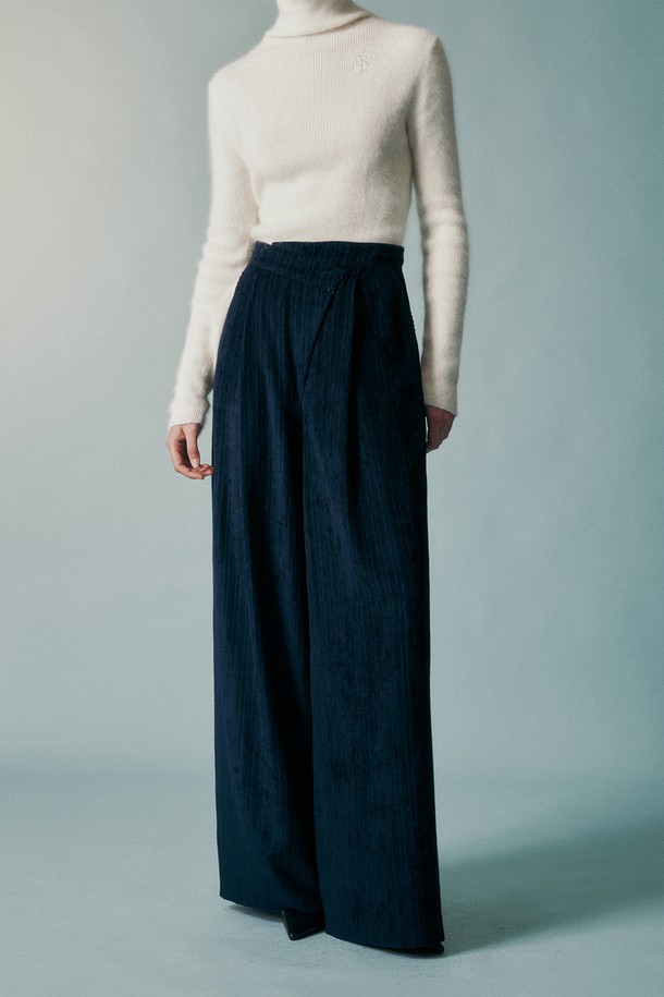 RE RHEE - 롱/미디팬츠 - WOOL BLEND CORDUROY WIDE PANTS MIDNIGHT NAVY