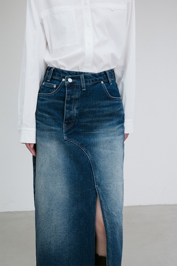 RE RHEE - 미디스커트 - ASYMMETRIC DETAIL DENIM SKIRT