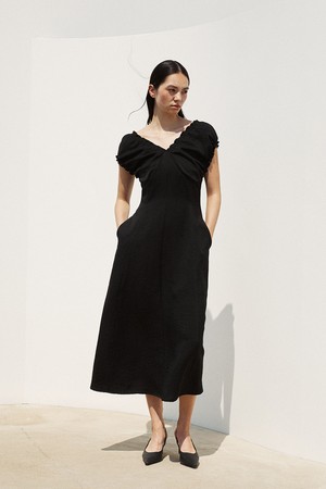 OFF SHOULDER PLEATED DRESS BLACK