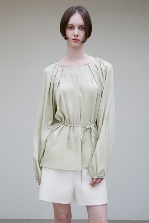 PLEATED DETAIL BELTED BLOUSE BASIL CREAM