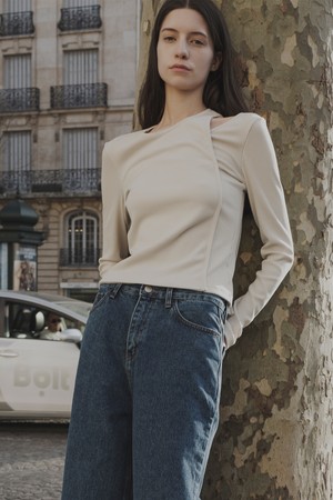 CUT OUT LAYERED TOP CREAM