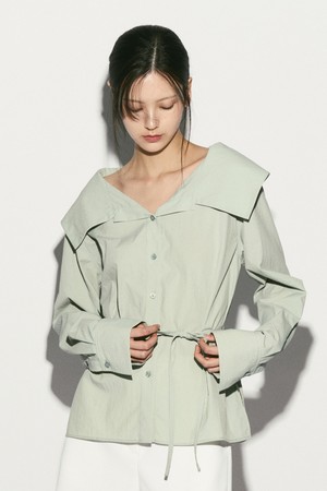WIDE COLLAR BELTED BLOUSE SEASALT