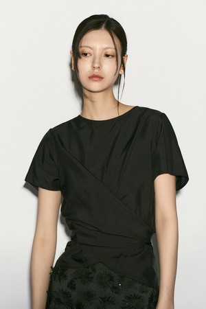 TIE BACK WRAP BLOUSE BLACK