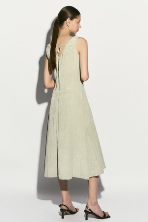 CRINKLED SLEEVELESS MIDI DRESS MELON
