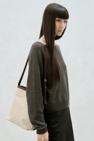 SQUARE NYLON SHOULDER BAG IVORY BEIGE