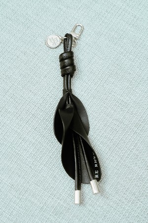 LEATHER FLORAL PETAL CHARM