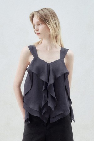 SILKY RUFFLE SLEEVELESS BLOUSE
