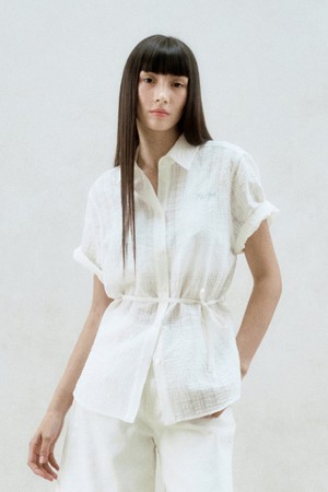 TIE WAIST CHECKED SHEER SHIRT