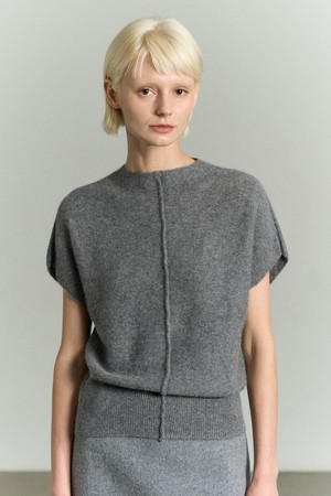 RACOON WOOL HALF SLEEVE TOP GRAY