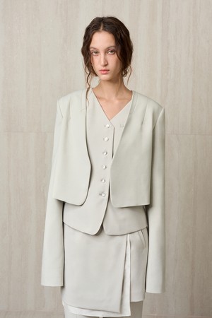 TAILORED CROPPED JACKET