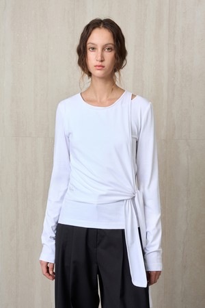 SIDE-TIE LAYERED TOP WHITE