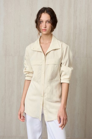 HIGH NECK BELTED SHIRT CREAM