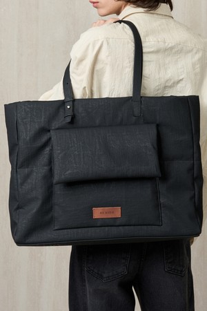 CRACK DETAILED TOTE BAG