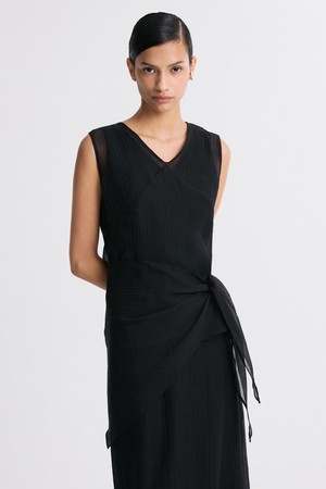LAYERED DETAIL SHEER SLEEVELESS TOP BLACK