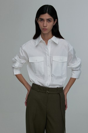 SIDE-SLIT DOUBLE-POCKET SHIRT WHITE