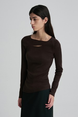 MULTI-SLIT FITTED LONG-SLEEVE TOP TRUFFLE