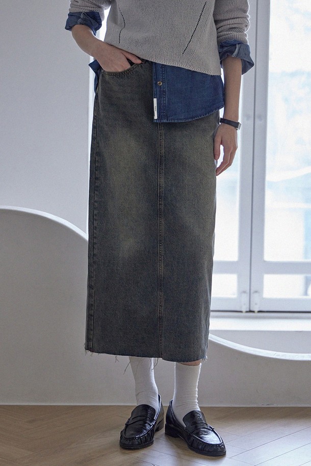 HAINT - 데님 - WREN CARGO POCKET DENIM LONG SKIRT_3COLORS_VINTAGE BLUE