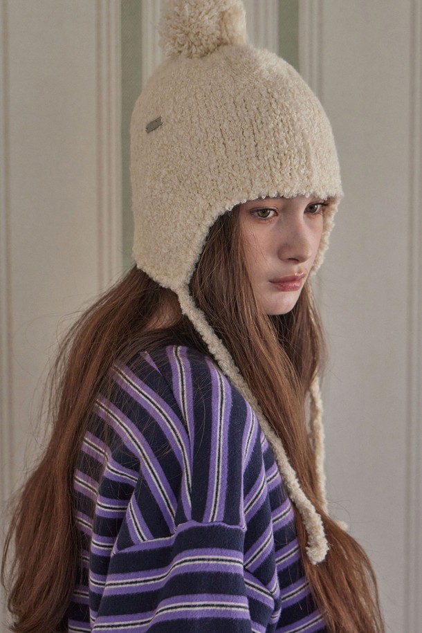 HAINT - 모자 - BOUCLE POMPOM TROOPER HAT_2COLORS