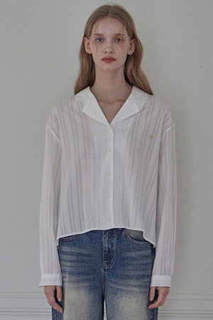 OPENING COLLAR BLOUSE