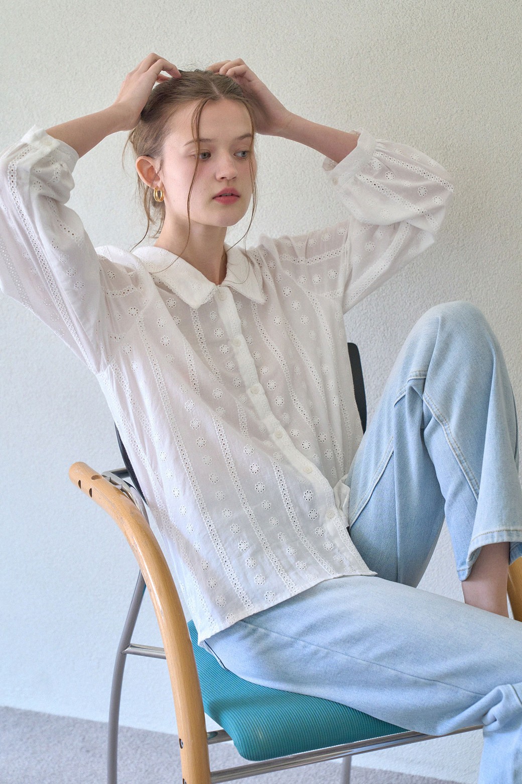 HAINT - 블라우스 - DAISY PUNCHING BLOUSE_IVORY