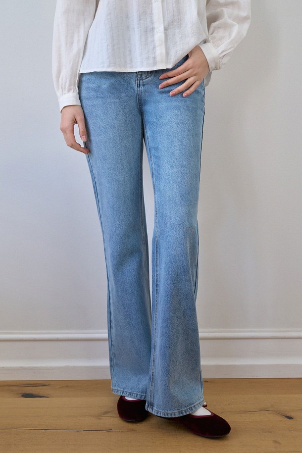 HAINT - 데님 - EASY SEMI BOOT-CUT DENIM PANTS