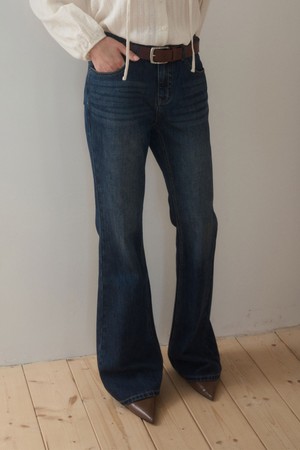 DEBBIE COMFORT SLIM BOOTCUT DENIM PANTS_BLUE