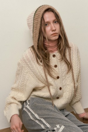 LOERED CABLE CARDIGAN_IVORY