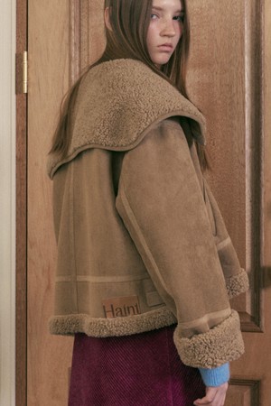 TRONA SHEARING MUSTANG_BEIGE