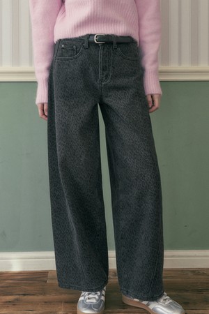 [기모본딩]LEO BALLOON DENIM PANTS_BLACK