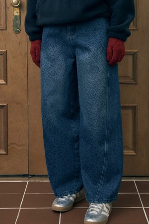 [기모본딩]LEO BALLOON DENIM PANTS_BLUE