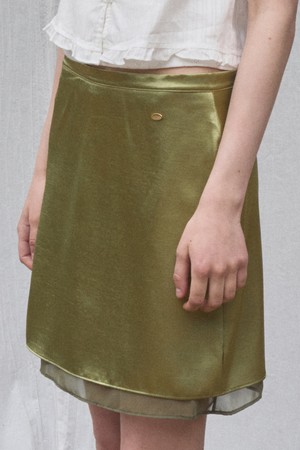 MIST DOUBLE LAYERED SATIN MINI SKIRT 3COL_OLIVE
