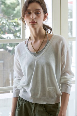 LUEN DEEP V_NECK KNIT 3COL_IVORY