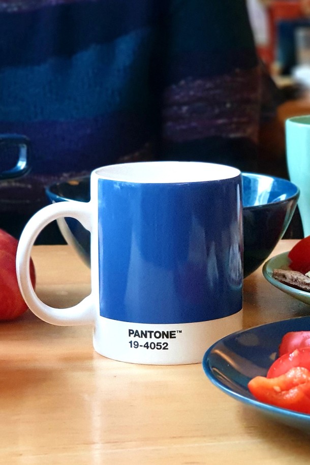 PANTONE - 테이블웨어 - 팬톤 머그컵(클래식블루19-4052 2020COY)