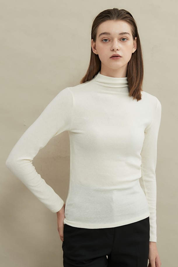 MANAVIS7 - 터틀넥 - Wool Half-Turtleneck Ivory