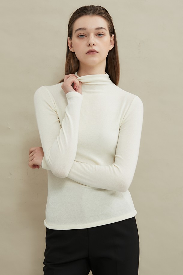 MANAVIS7 - 터틀넥 - Wool Half-Turtleneck Ivory