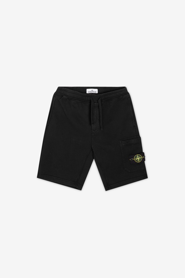 STONE ISLAND - 하프팬츠 - 스톤아일랜드 남성 와펜 패치 블랙 반바지 K1S156200012 S0051 V0029