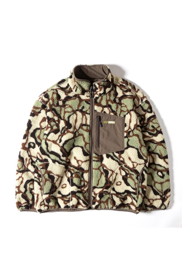 [GSMJ-060] 리버시블 재킷 4.0 브라운은 남성용 리버시블 자켓입니다. 가을과 겨울에 착용하기 좋으며, 밀리터리 및 캐주얼 스타일을 연출할 수 있습니다. 브라운 컬러의 카모 패턴 디자인에 레귤러핏으로 제작되었으며, 나일론 소재를 사용하여 두꺼운 두께감과 부드러운 촉감을 제공합니다. 발수 기능을 갖추고 있어 일상생활은 물론 여행룩과 캠핑룩에도 적합하며, 집업 여밈 방식과 긴 소매 기장으로 편안하게 착용할 수 있습니다.
