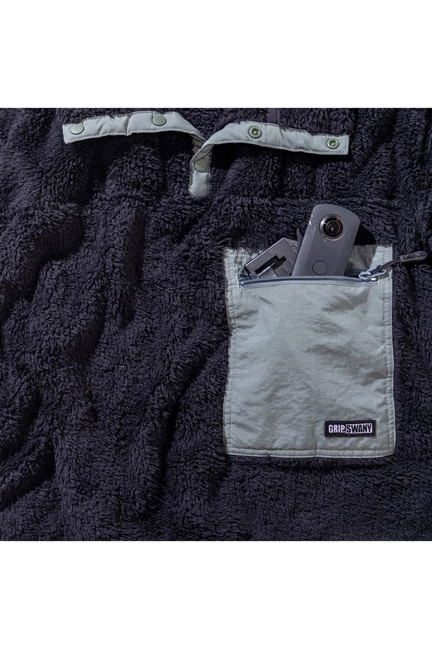 GRIPSWANY - 플리스 - [GSMCT-077] CORAL FLEECE PULLOVER BLACK