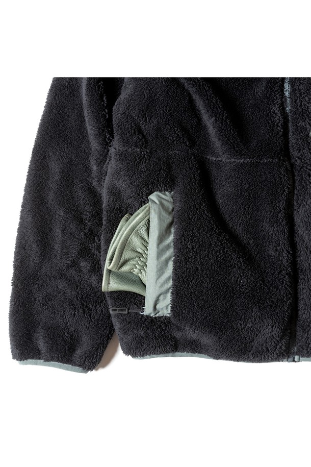 GRIPSWANY - 플리스 - [GSMCT-078] CORAL FLEECE JACKET BLACK