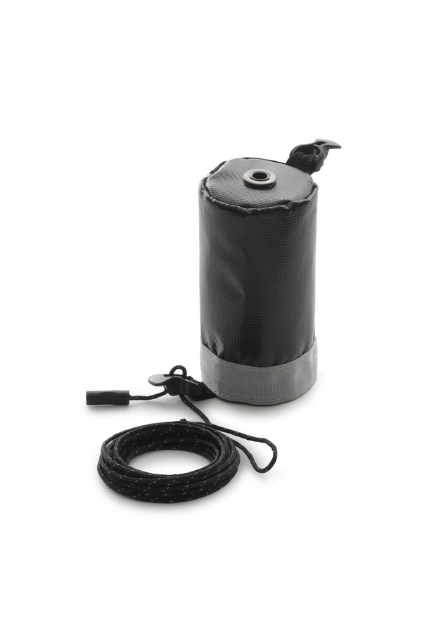 캠핑용 타프나 텐트에 사용하기 적합한 백컨트리 그립 포켓 킷 스트링 로프끈입니다. 나일론 소재로 제작되었으며, 블랙/레드 색상으로 출시되었습니다. 길이 조절이 가능한 이 로프는 그립 포켓 킷이 포함되어 있어 편리하게 사용할 수 있습니다.
