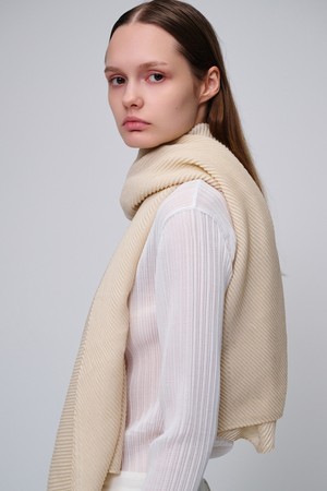 OLE scarf_ivory