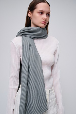 OLE scarf_grey