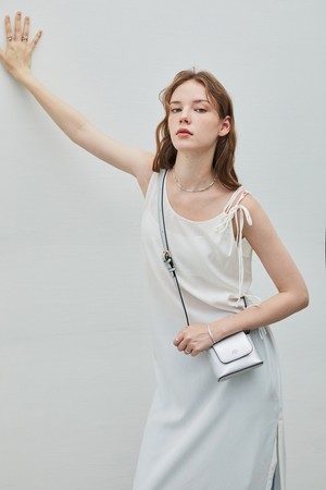 몽삭 모니카 미니 바게트백 실버 AP15-2174-SI
