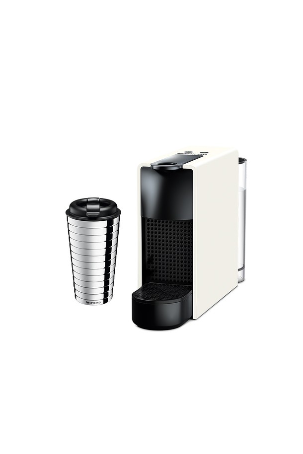 에센자 미니 C30 에스프레소 캡슐커피머신 화이트 + 트래블 머그 터치 세트는 미니멀하고 컴팩트한 디자인의 커피 머신으로, 스테인리스 스틸, 실리콘, 폴리프로필렌, 고무 등의 소재로 제작되었습니다. 25초 퀵 히팅 시스템과 9분 자동 전원 차단 기능, 에스프레소/룽고 추출 기능을 갖춰 간편하게 맛있는 커피를 즐길 수 있습니다. 600ml 물탱크와 5-6개의 캡슐 용량, 345ml 트래블 머그가 함께 제공되며, 트래블 머그는 최대 3시간 보온, 최대 5시간 보냉이 가능합니다. 더블월 구조와 그립감 향상 스트라이프 패턴으로 실용성을 높였으며, 본체 무게는 2.3kg, 트래블 머그는 245g입니다.

