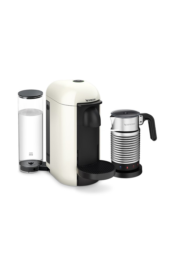 버츄오 플러스 GCB2 에스프레소 캡슐 커피머신 화이트+에어로치노4는 간편하게 에스프레소를 즐길 수 있는 주방 가전입니다. 40초 예열, 원터치 작동으로 빠르게 커피를 추출하며, 자동 캡슐 인식 기능으로 편리함을 더합니다. 1200ml 물탱크와 240ml 우유 거품기로 넉넉한 용량을 제공하며, 4단계 컵 높이 조절이 가능합니다. 우유 거품기로 차가운 거품, 부드러운 온폼, 진한 온폼, 온우유 등 다양한 옵션을 선택할 수 있습니다. 센트리퓨전 추출 기술과 9분 자동 전원 차단, 절전 모드를 지원하여 실용성을 높였습니다.
