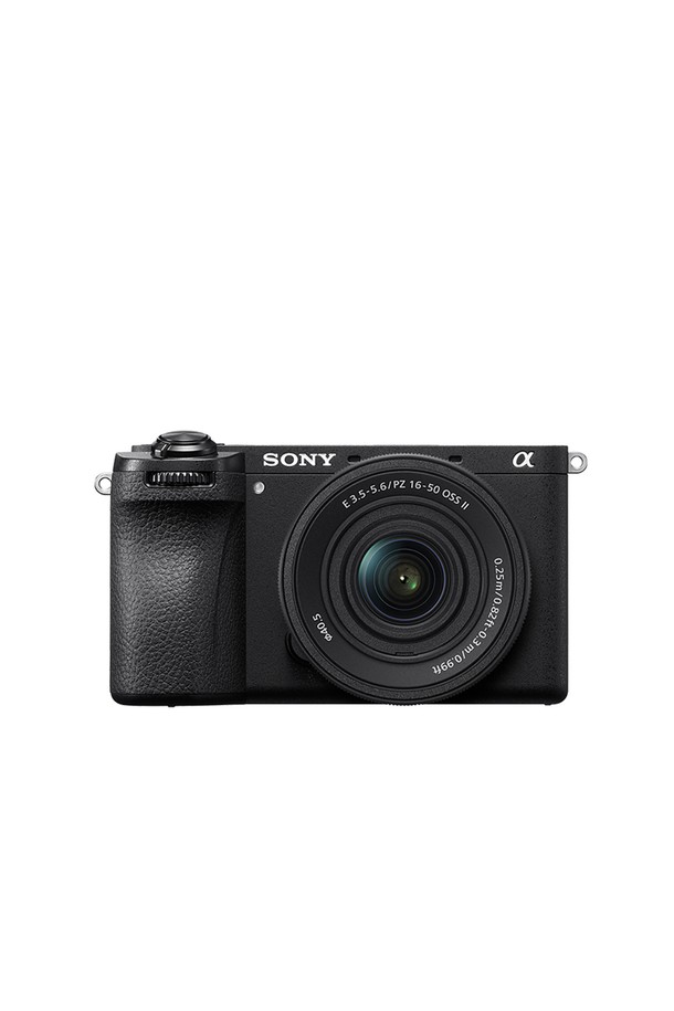 소니 미러리스 카메라 A6700K는 26.0 메가픽셀 APS-C 센서를 탑재하여 고품질의 사진과 4K 120p 동영상 촬영이 가능한 제품입니다. 5축 손떨림 보정, AI 기반 실시간 트래킹, 터치 조작, 스위블 모니터 등의 편리한 기능들을 제공하며, SELP16502 파워 줌렌즈킷이 함께 구성되어 있습니다. 최대 11fps의 연속 촬영으로 역동적인 순간도 놓치지 않고, USB PD 충전을 지원하여 장시간 촬영을 돕습니다. 방진/방적 디자인으로 야외 촬영에도 안심하고 사용할 수 있으며, S-Log3/S-Cinetone, 포커스 브래킷팅, 크리에이티브 룩 프리셋 등 다양한 부가 기능을 통해 창의적인 표현을 더할 수 있습니다.
