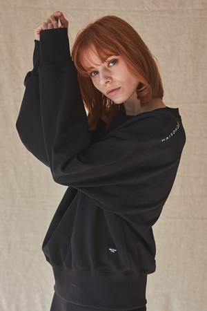 PATCH LOGO SWEATSHIRT-BLACK