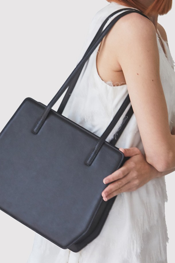 MAISON246 - 숄더백 - ABBA SHOULDER BAG-BLACK