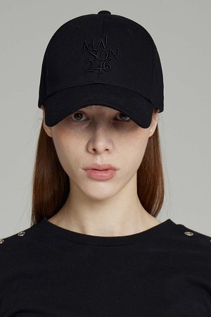 WOMEN SIGNITURE BIGLOGO OVERFIT BALLCAP BLACK